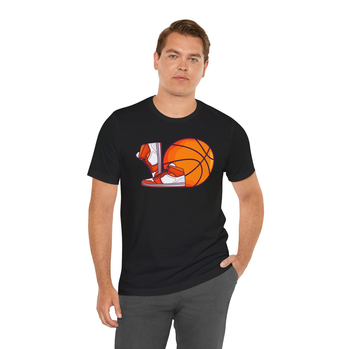 T-shirt unisexe en jersey avec chaussures de basket-ball