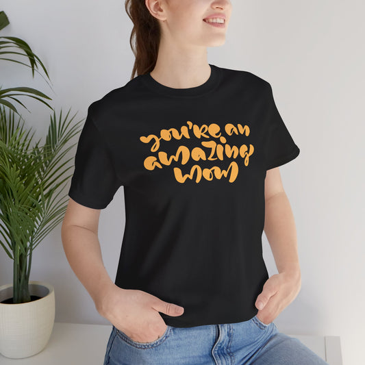 Women's Tee - Amazing Mom - Express Delivery Available